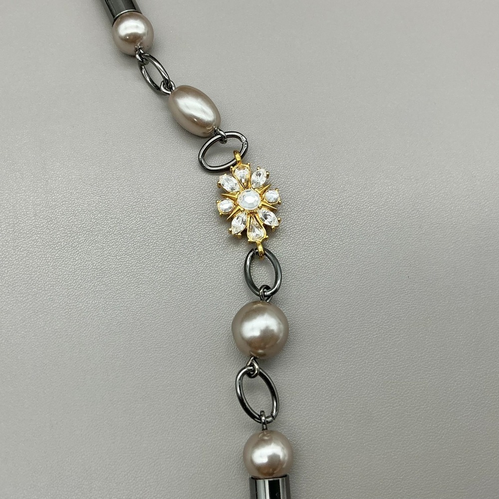 Lia Sophia Gunmetal Faux Pearl Crystal Floral Station Necklace Retired 28 Inch - Picture 4 of 9